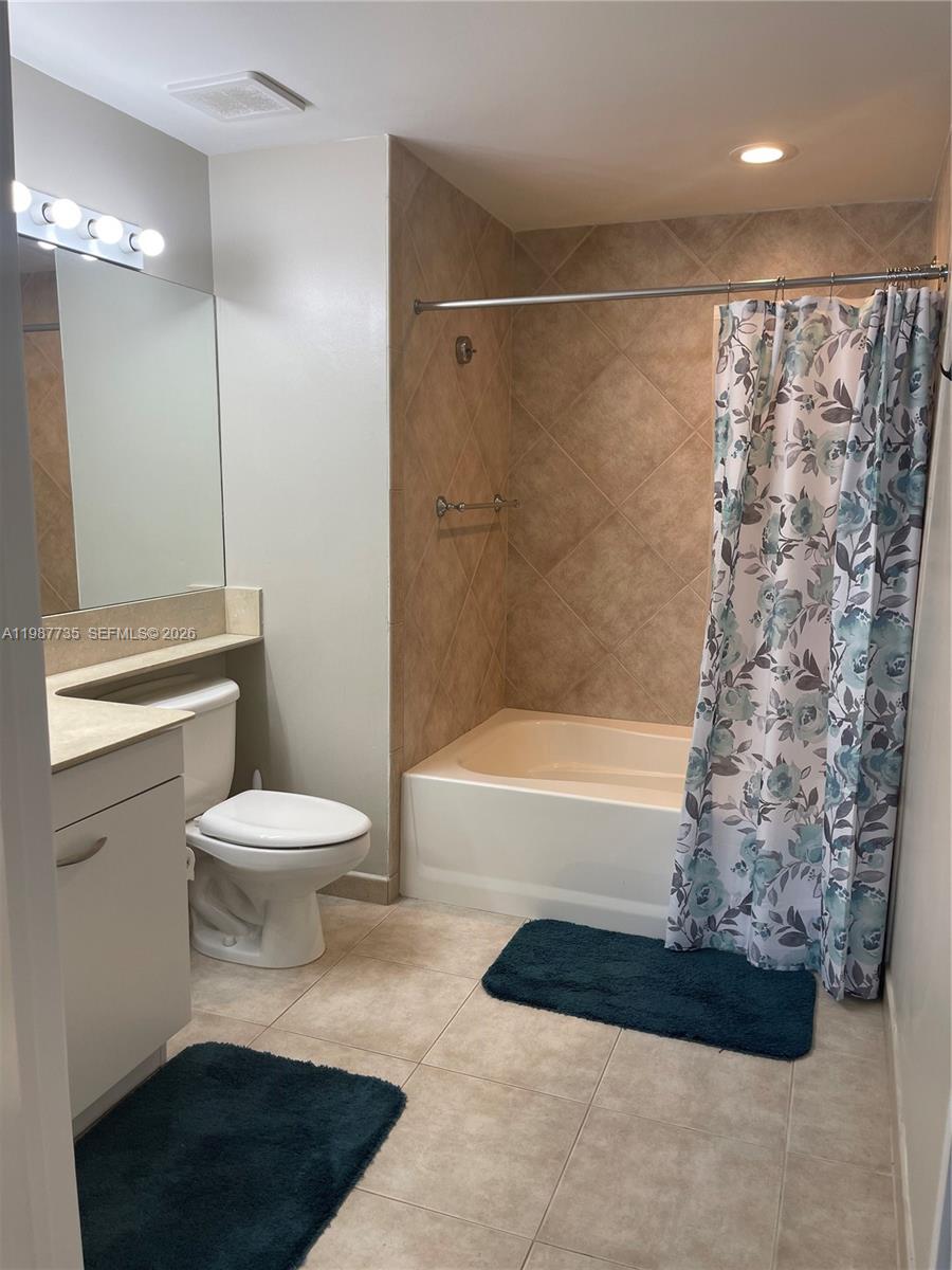 image 2080 Ocean Drive17