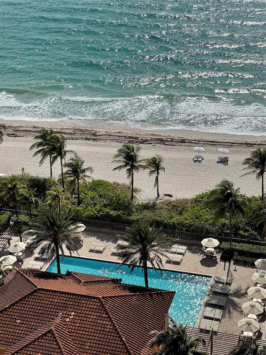 image 2080 Ocean Drive5