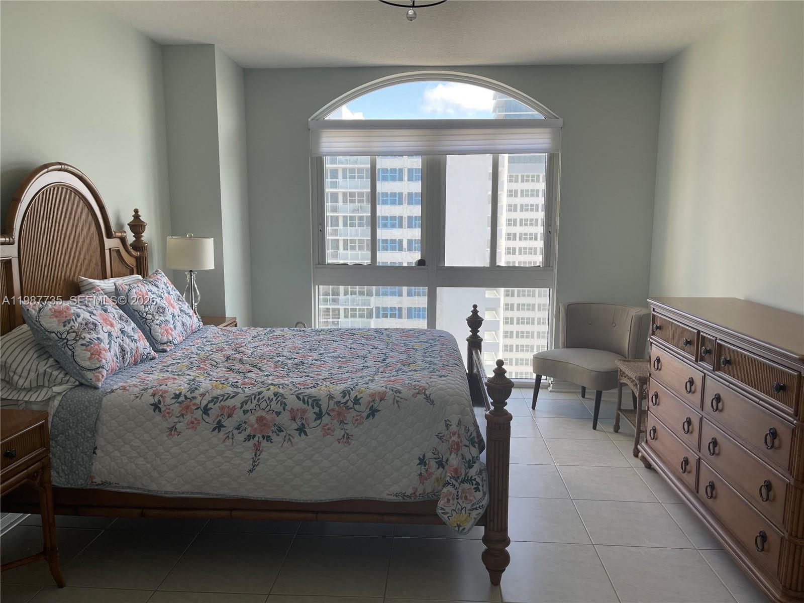 image 2080 Ocean Drive8