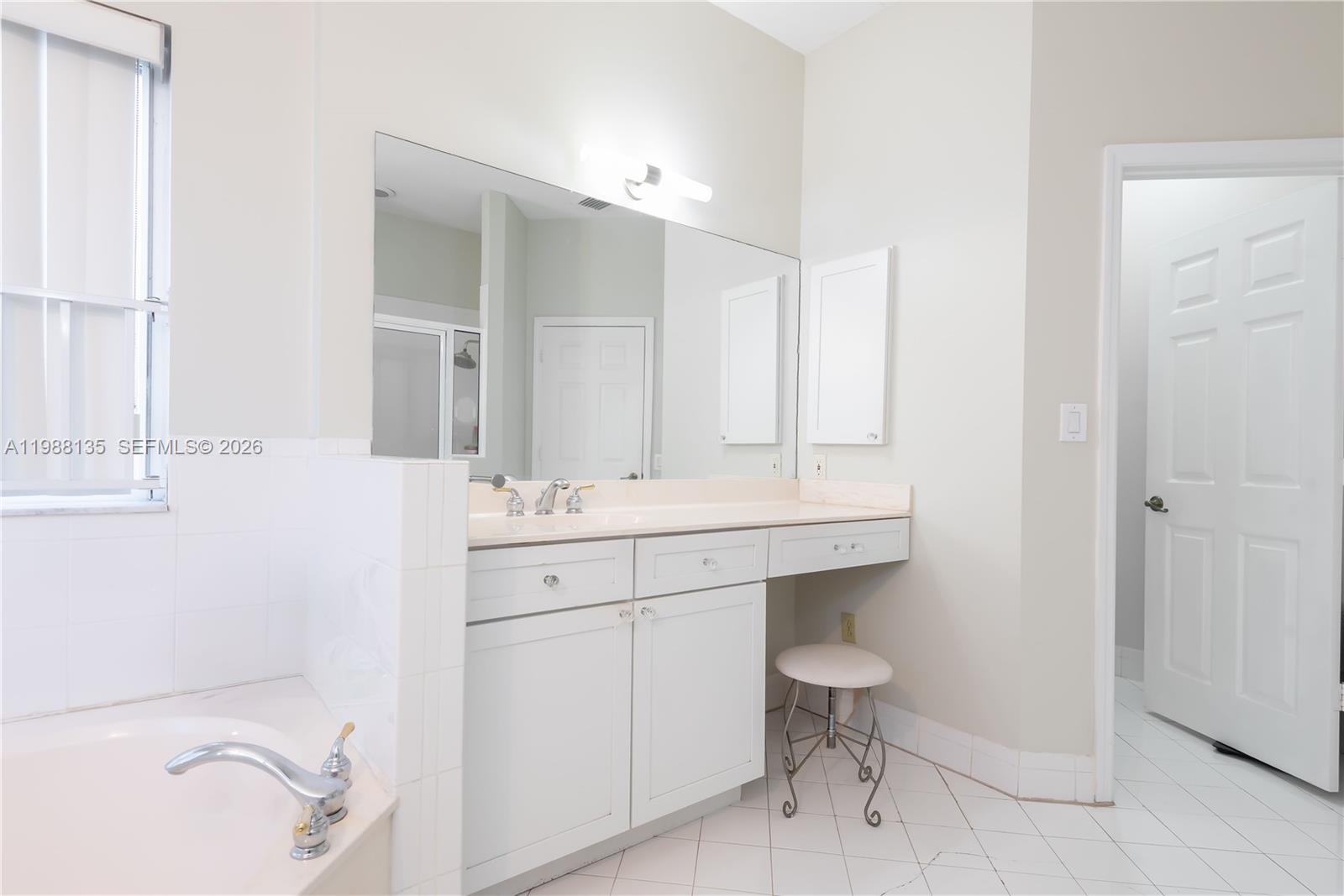 10773 NW 73rd Ter Doral, FL 33178