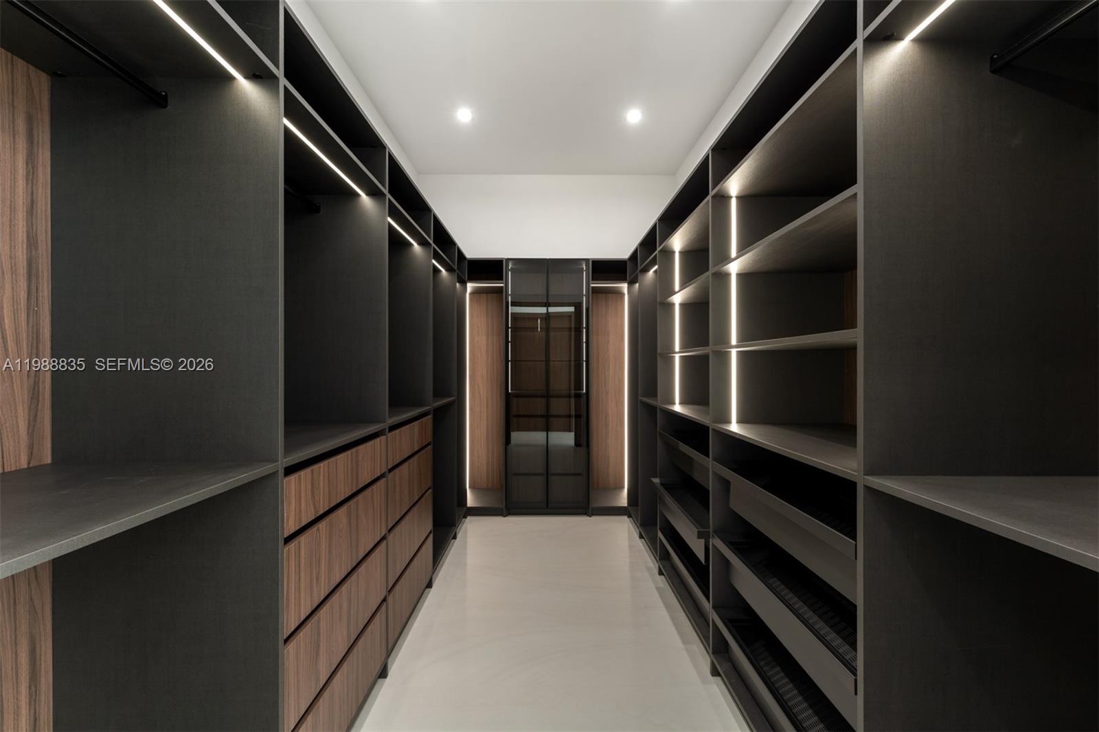 9790 SW 114th St Miami, FL 33176