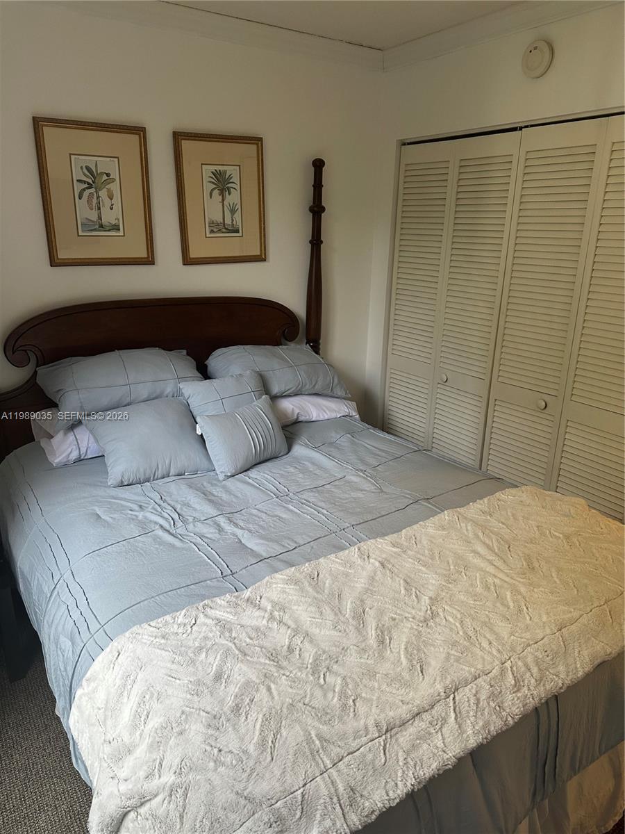 2951 S Bayshore Dr #417