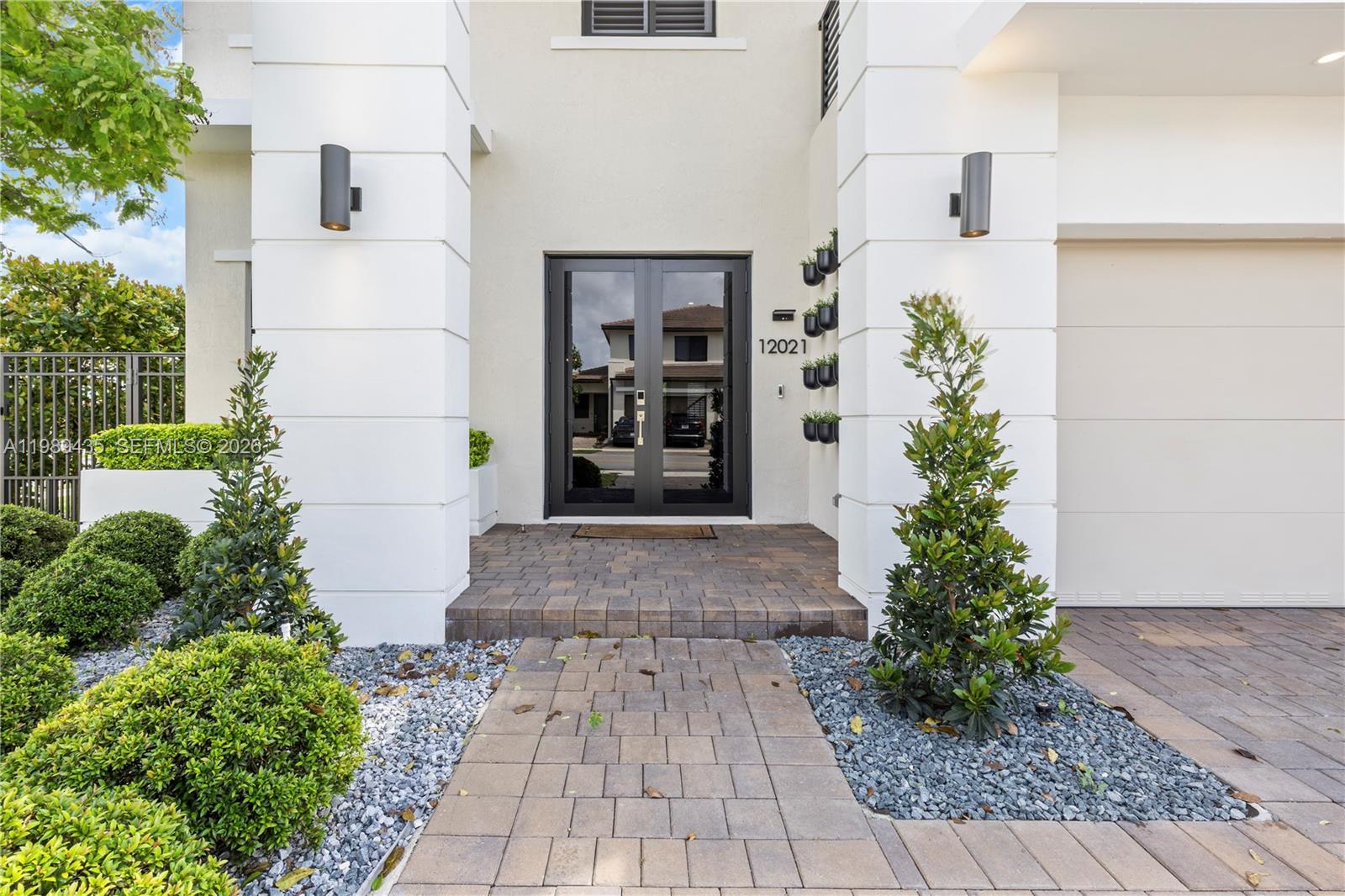 12021 SW 82nd Pl Miami, FL 33156