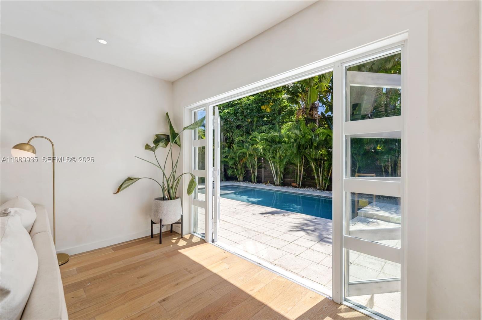 830 NE 72nd St Miami, FL 33138