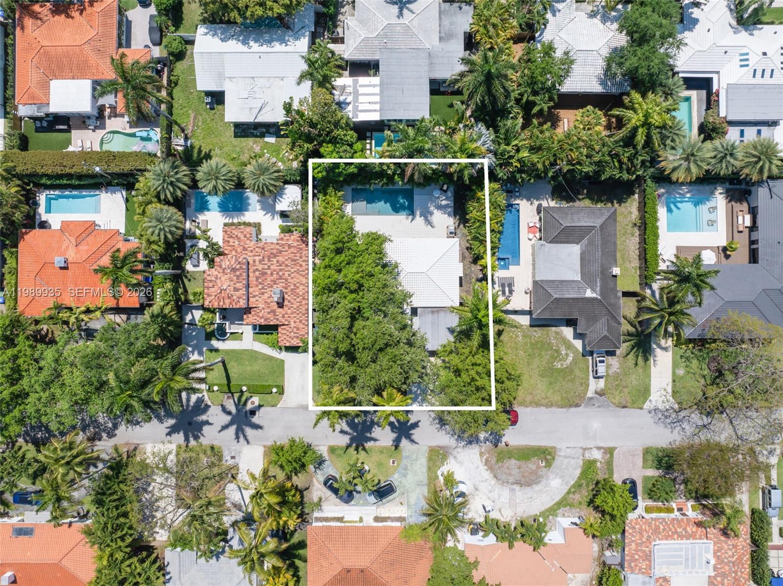 830 NE 72nd St Miami, FL 33138