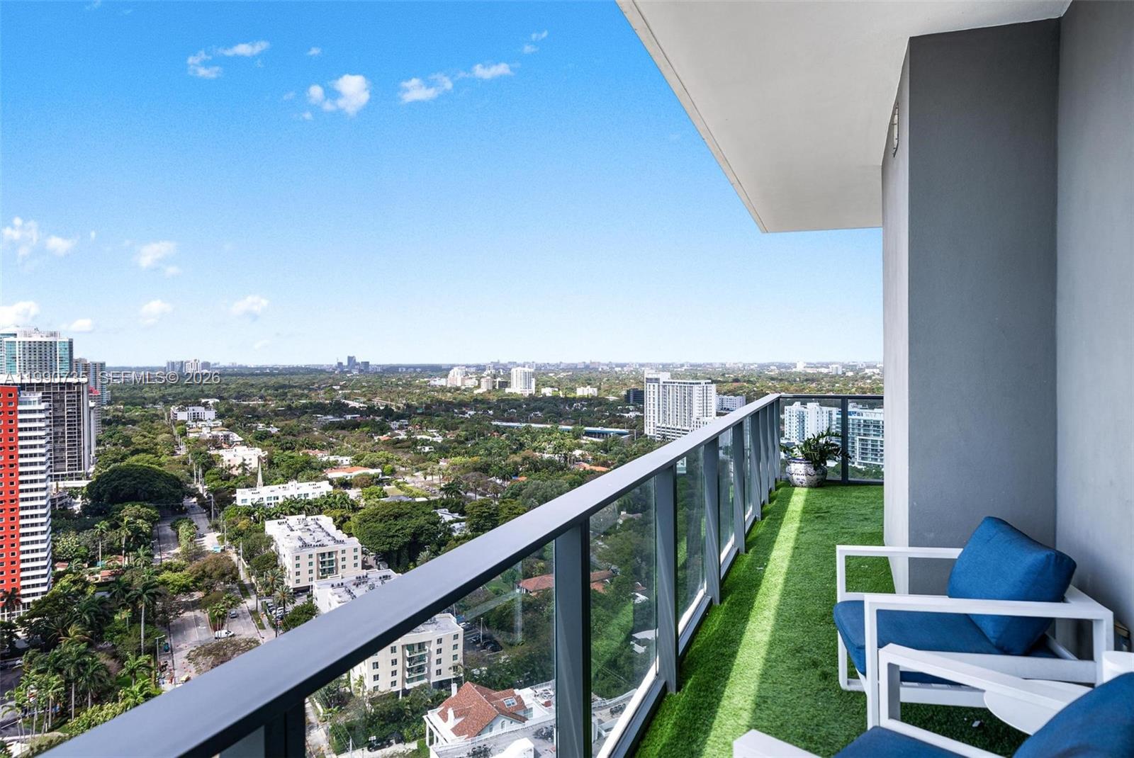 1451 Brickell Ave #2704 Miami, FL 33131