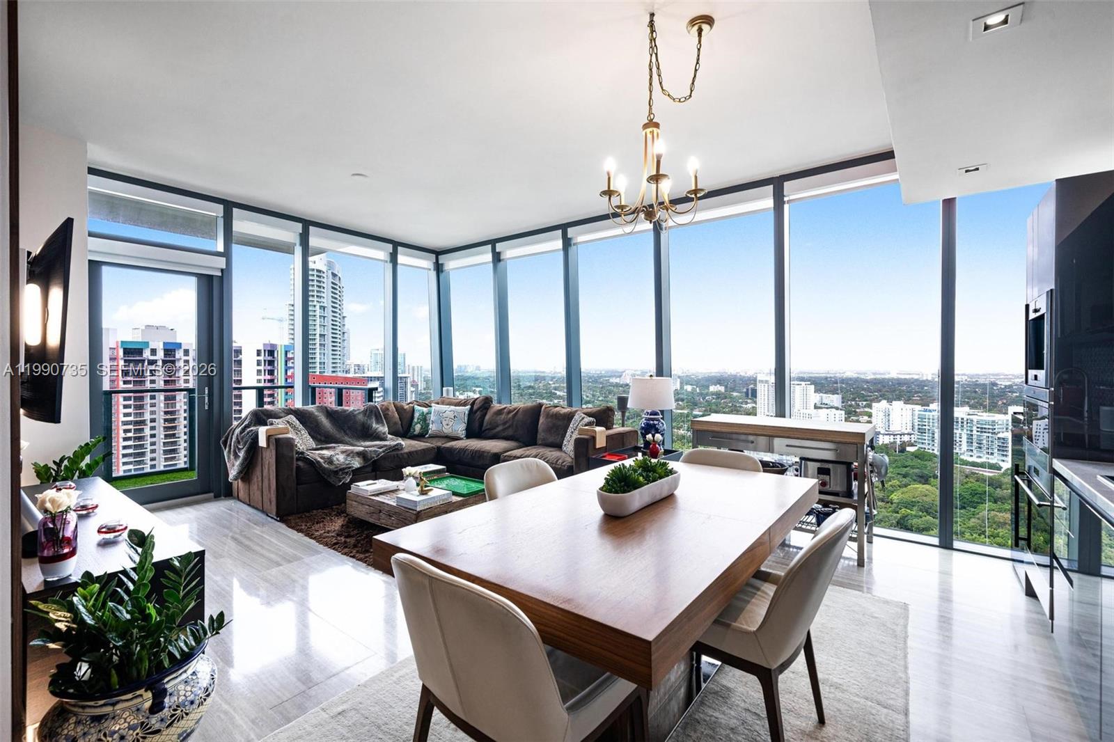 1451 Brickell Ave #2704 Miami, FL 33131