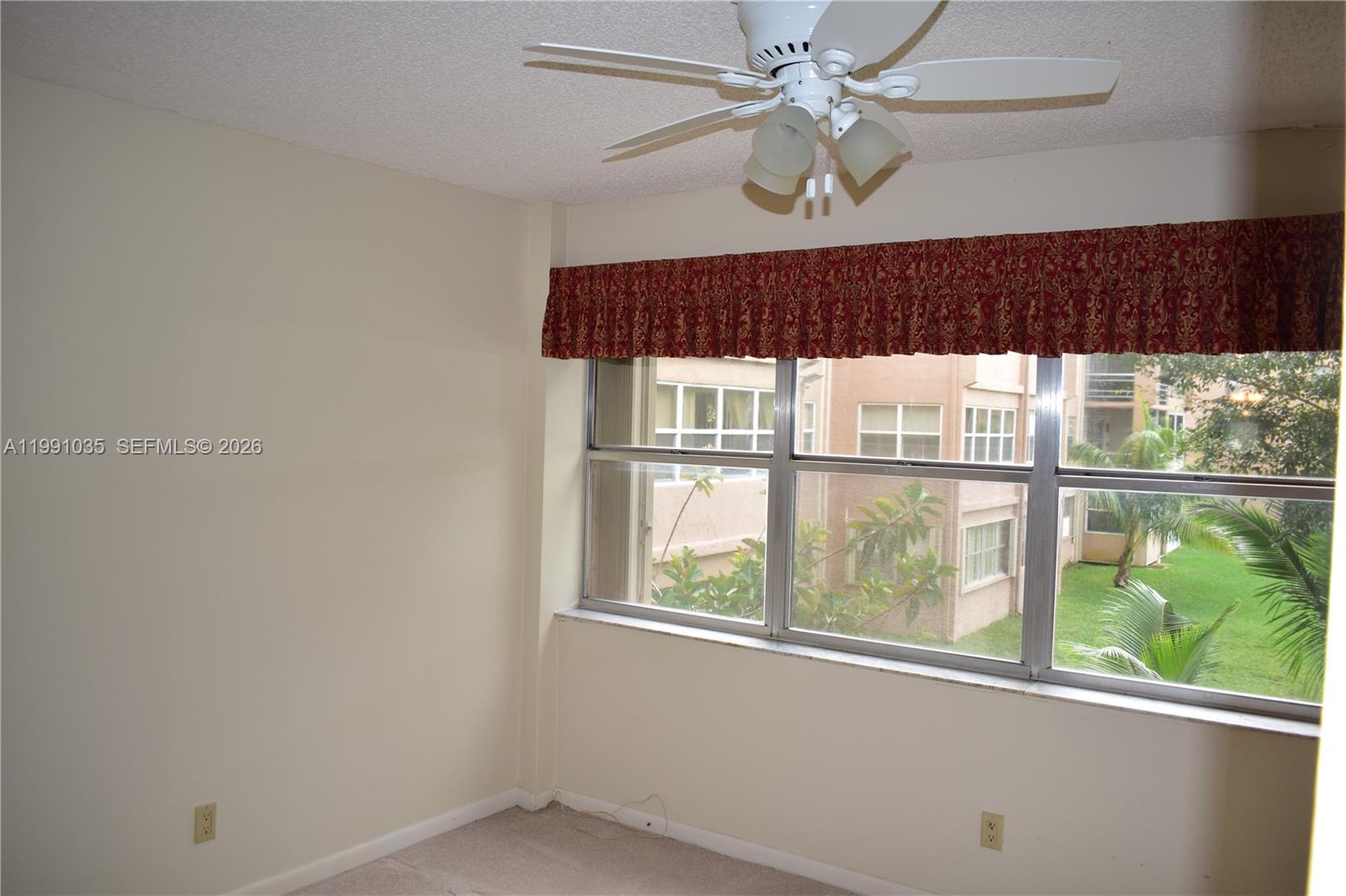 9800 Sunrise Lks Blvd #208 Sunrise, FL 33322