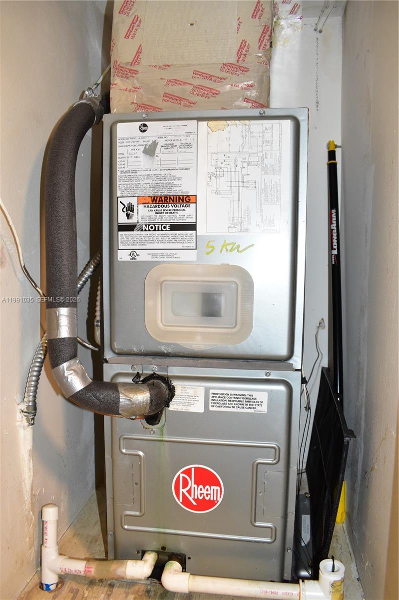 9800 Sunrise Lks Blvd #208 Sunrise, FL 33322