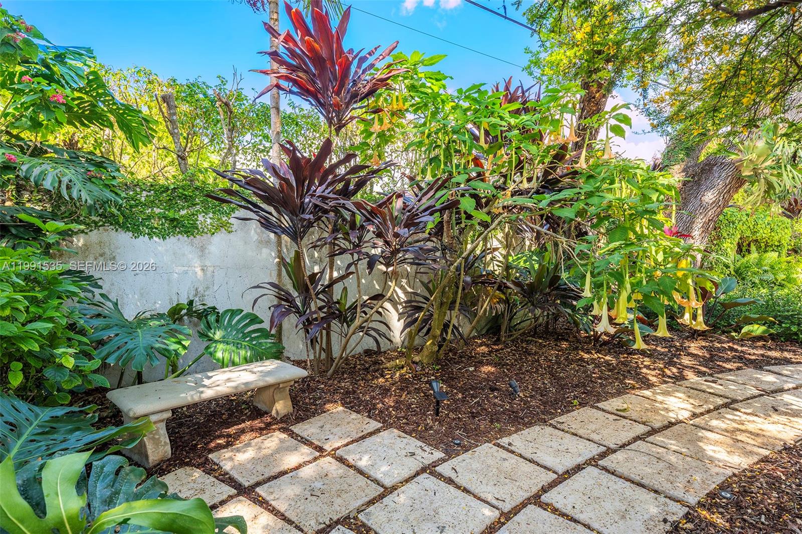 6900 Altamira St Coral Gables, FL 33146