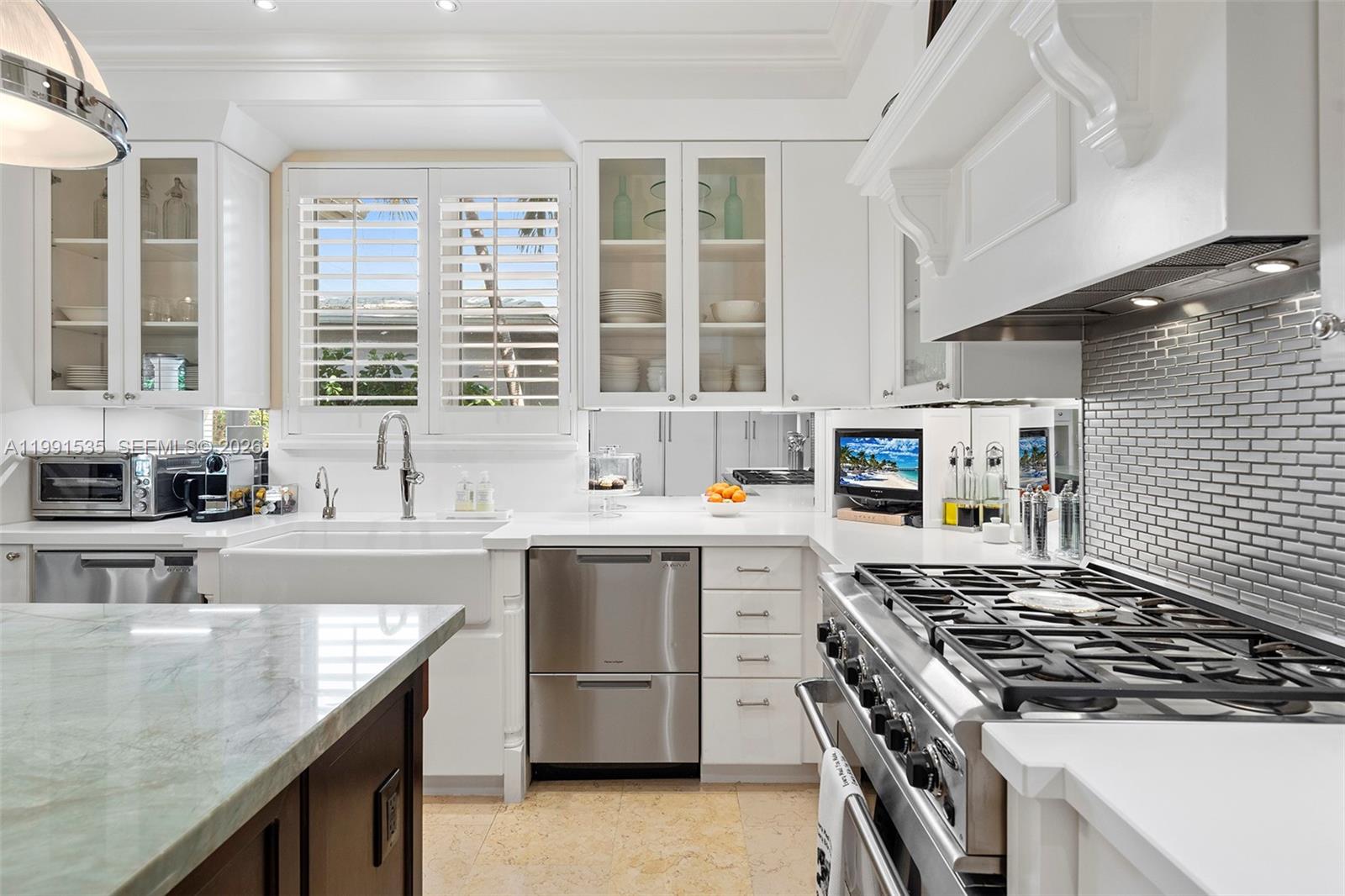 6900 Altamira St Coral Gables, FL 33146