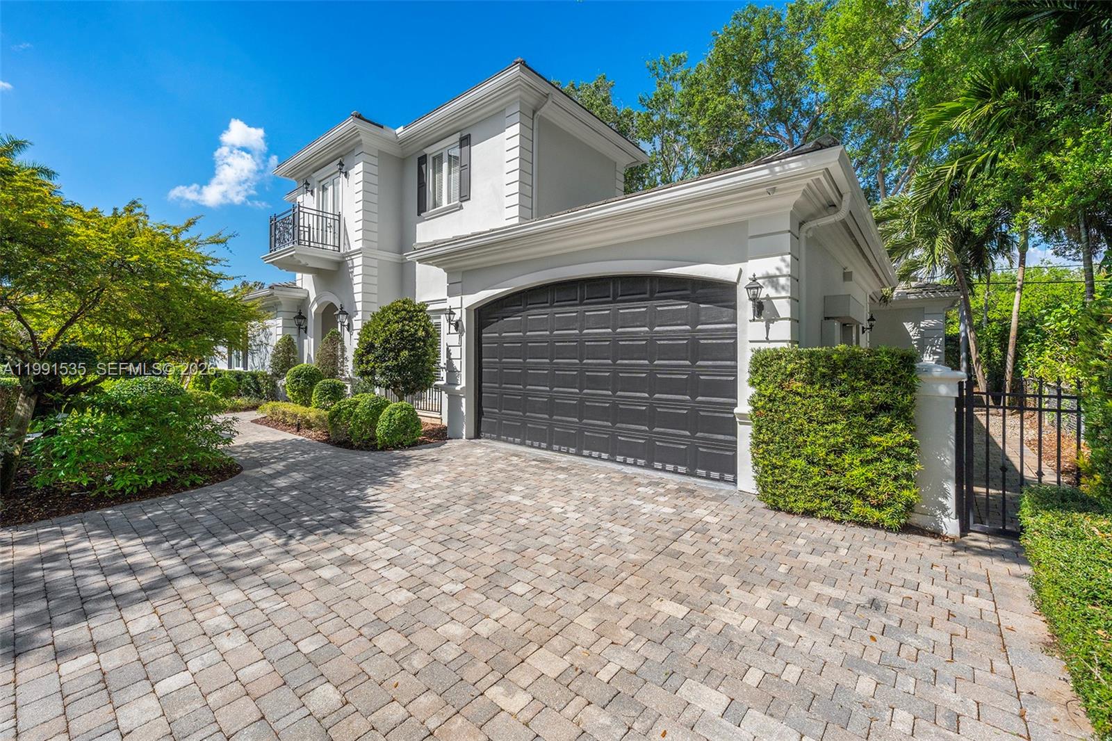 6900 Altamira St Coral Gables, FL 33146