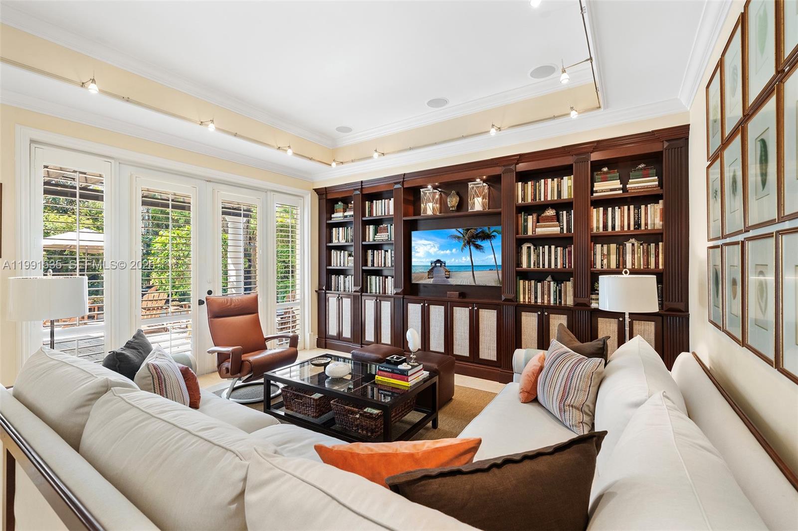 6900 Altamira St Coral Gables, FL 33146