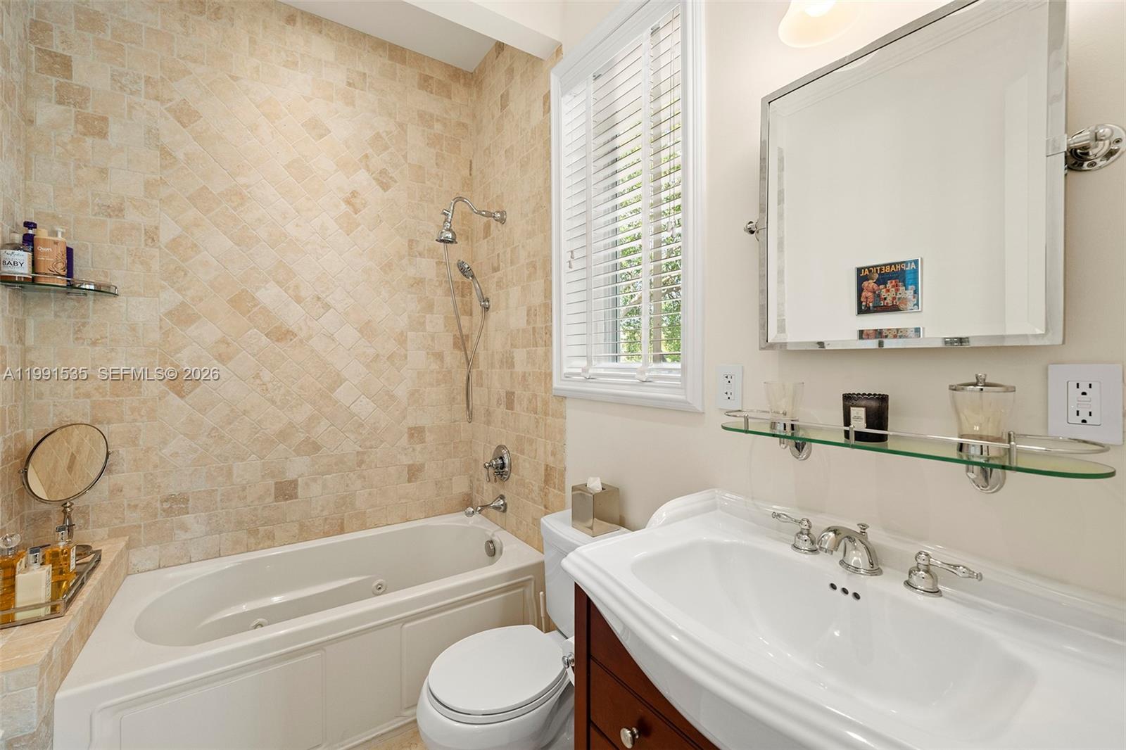 6900 Altamira St Coral Gables, FL 33146