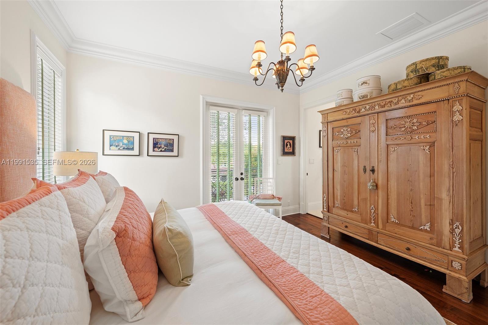 6900 Altamira St Coral Gables, FL 33146