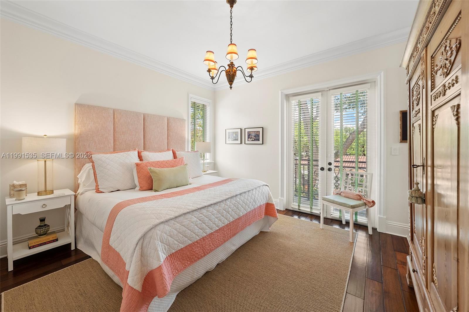 6900 Altamira St Coral Gables, FL 33146