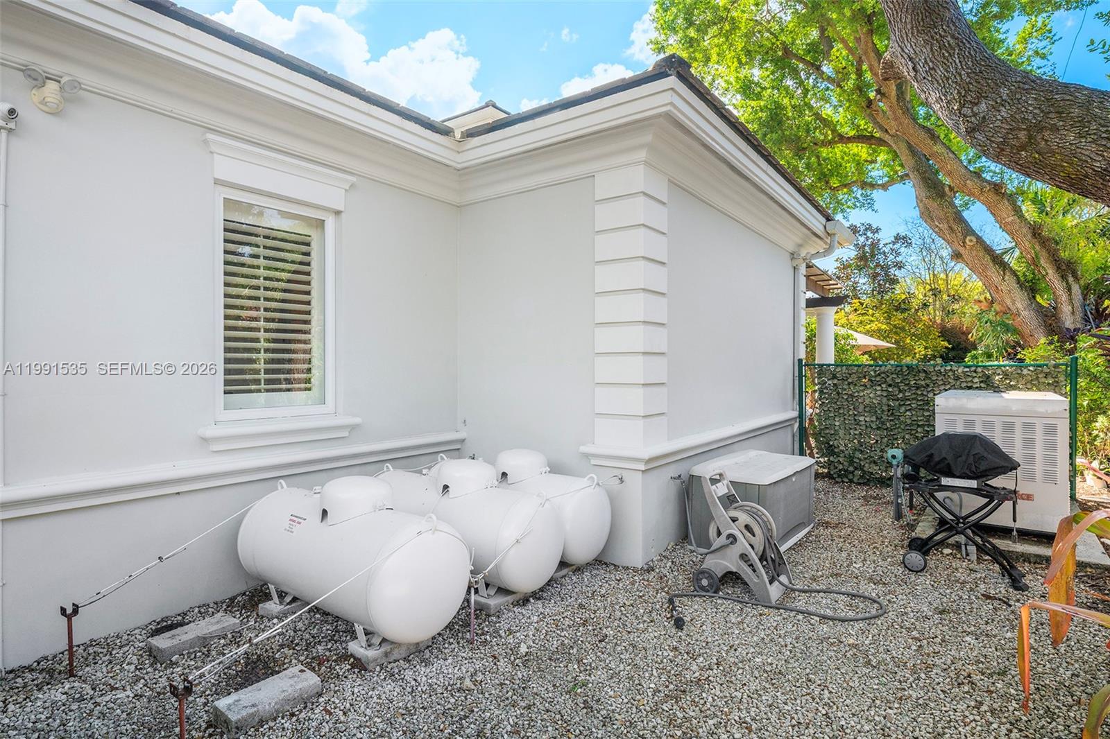 6900 Altamira St Coral Gables, FL 33146