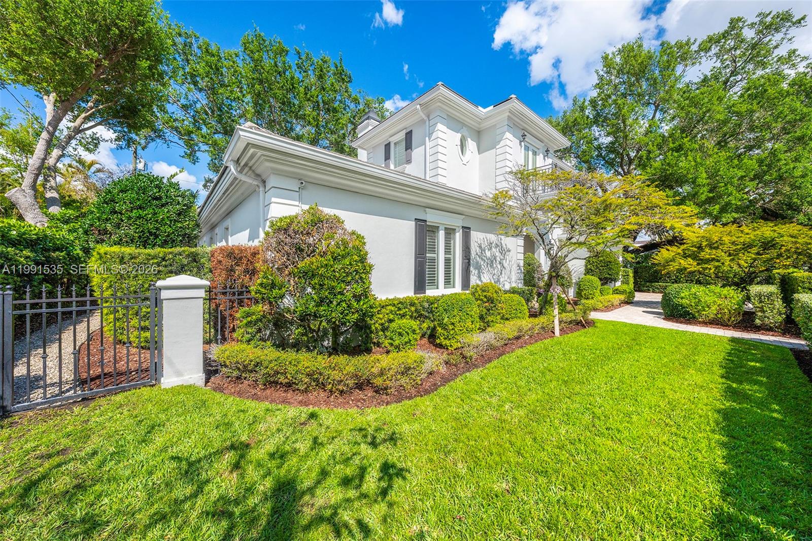 6900 Altamira St Coral Gables, FL 33146