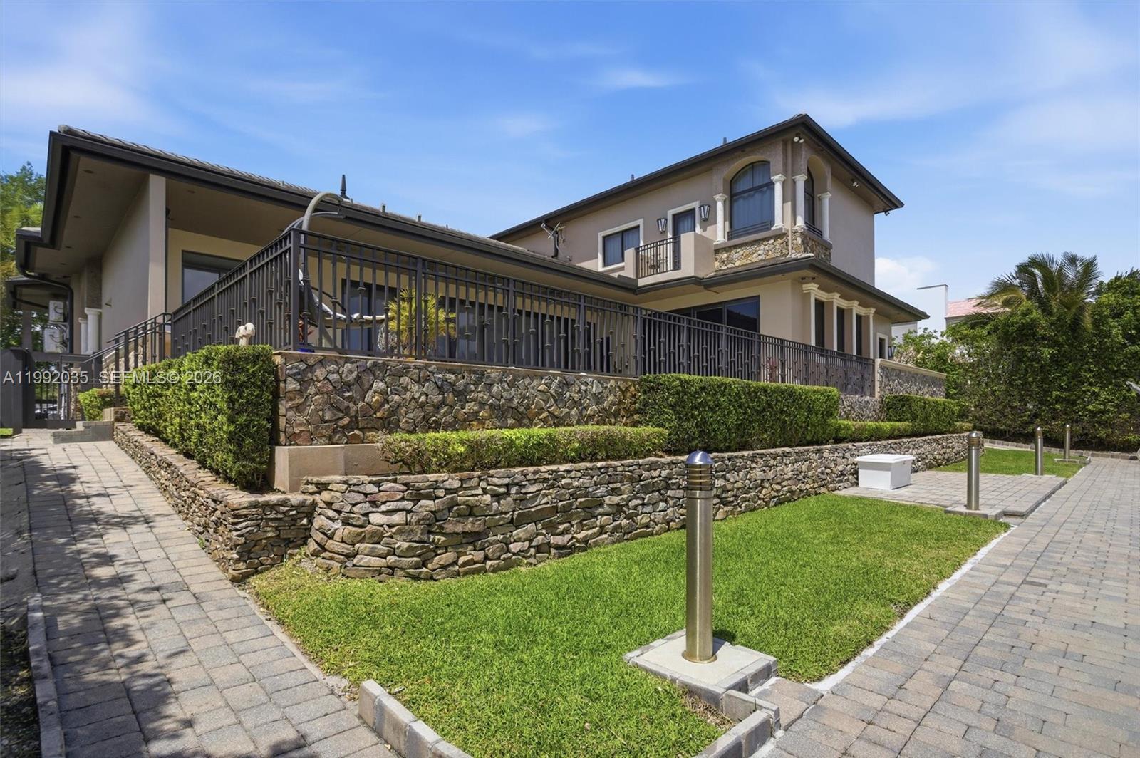 12991 Lerida St Coral Gables, FL 33156