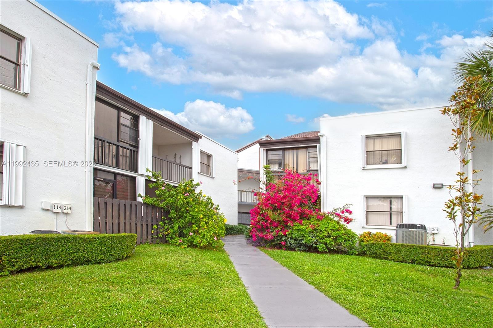 9441 Fontainebleau Blvd #212