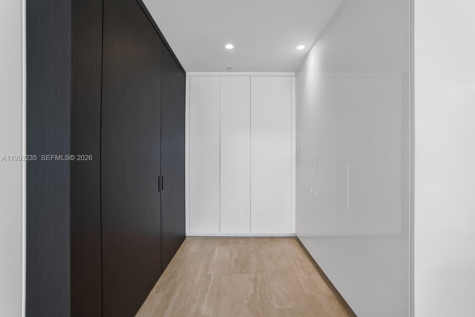 image The Surf Club Four Seasons19