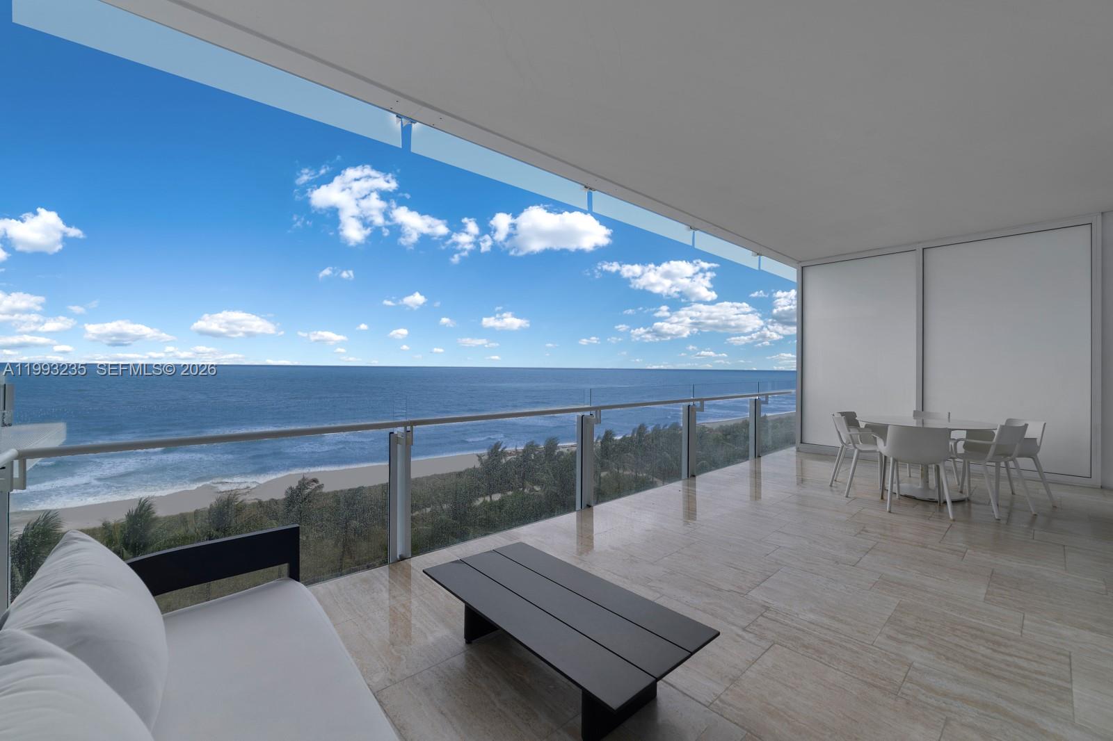 image The Surf Club Four Seasons22