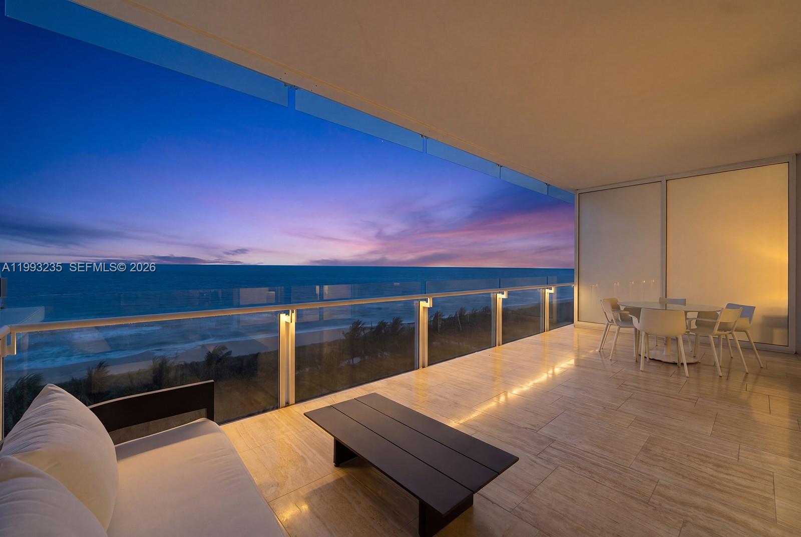 image The Surf Club Four Seasons23