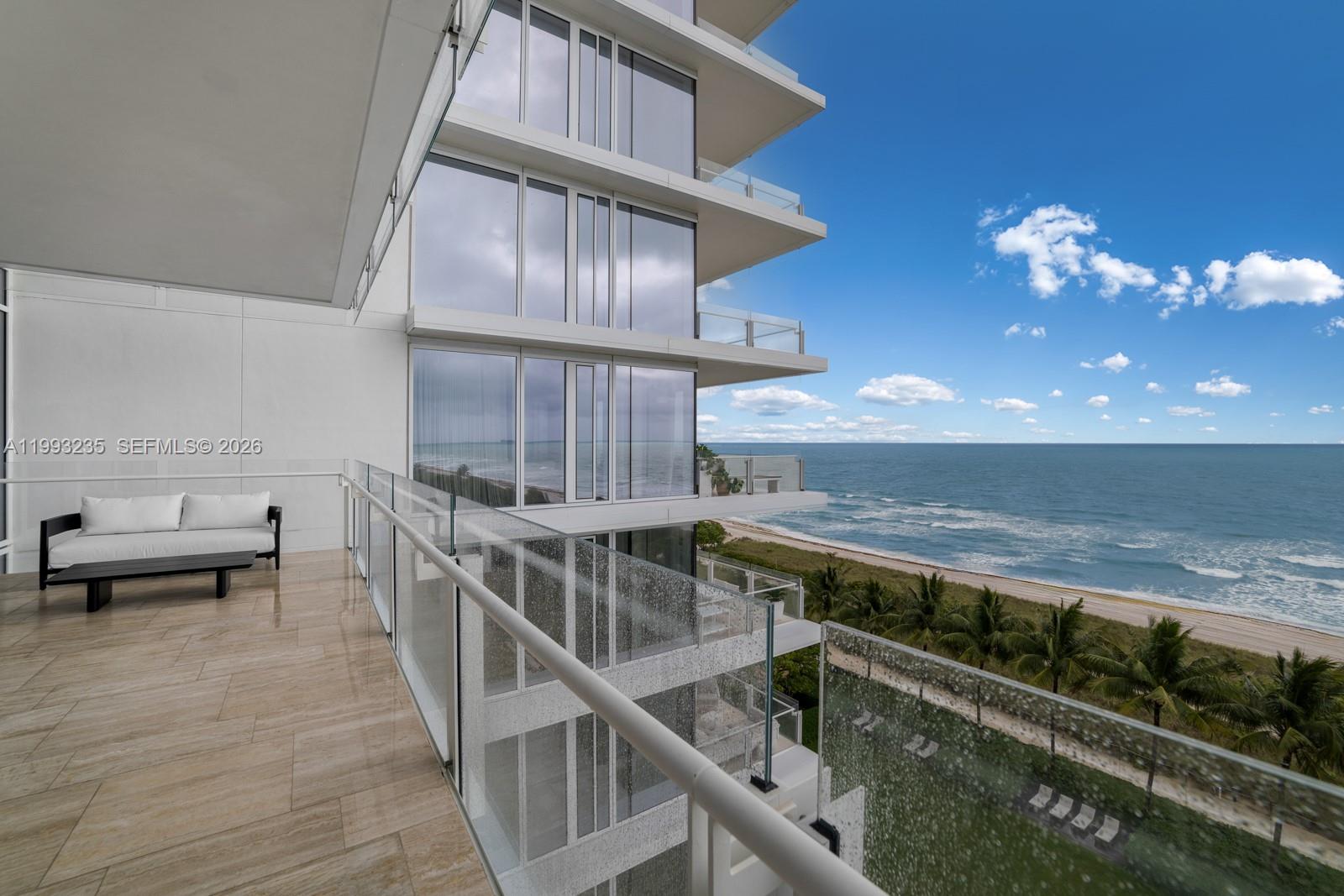 image The Surf Club Four Seasons27