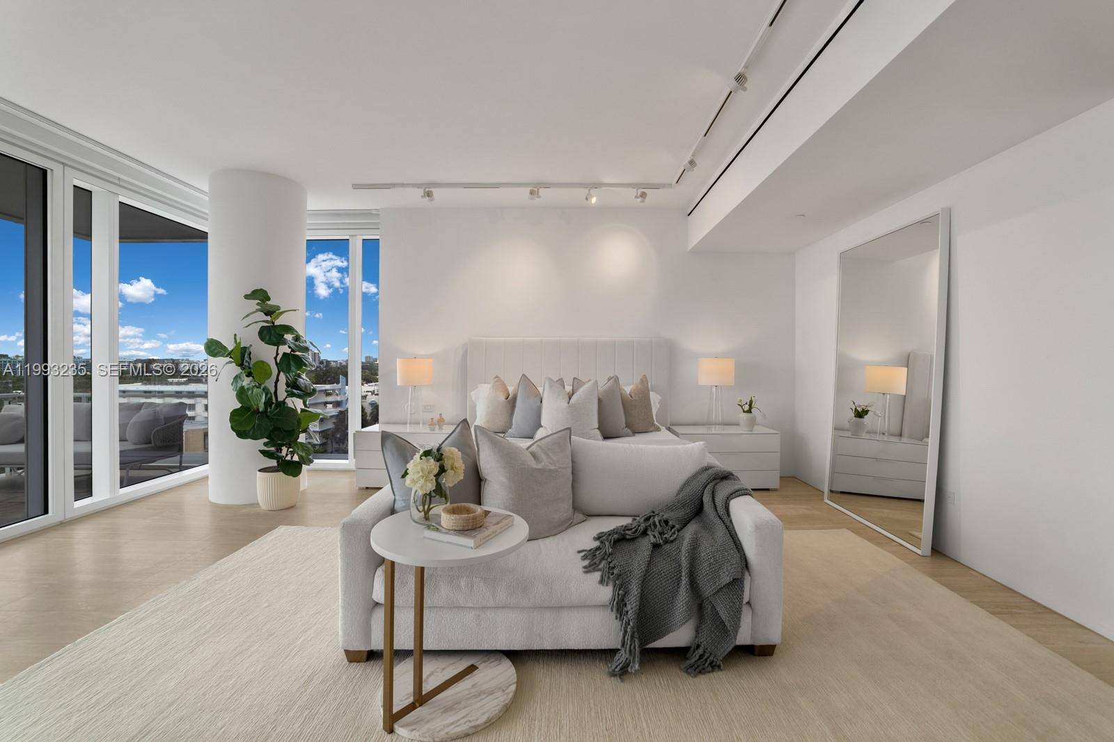 image The Surf Club Four Seasons33