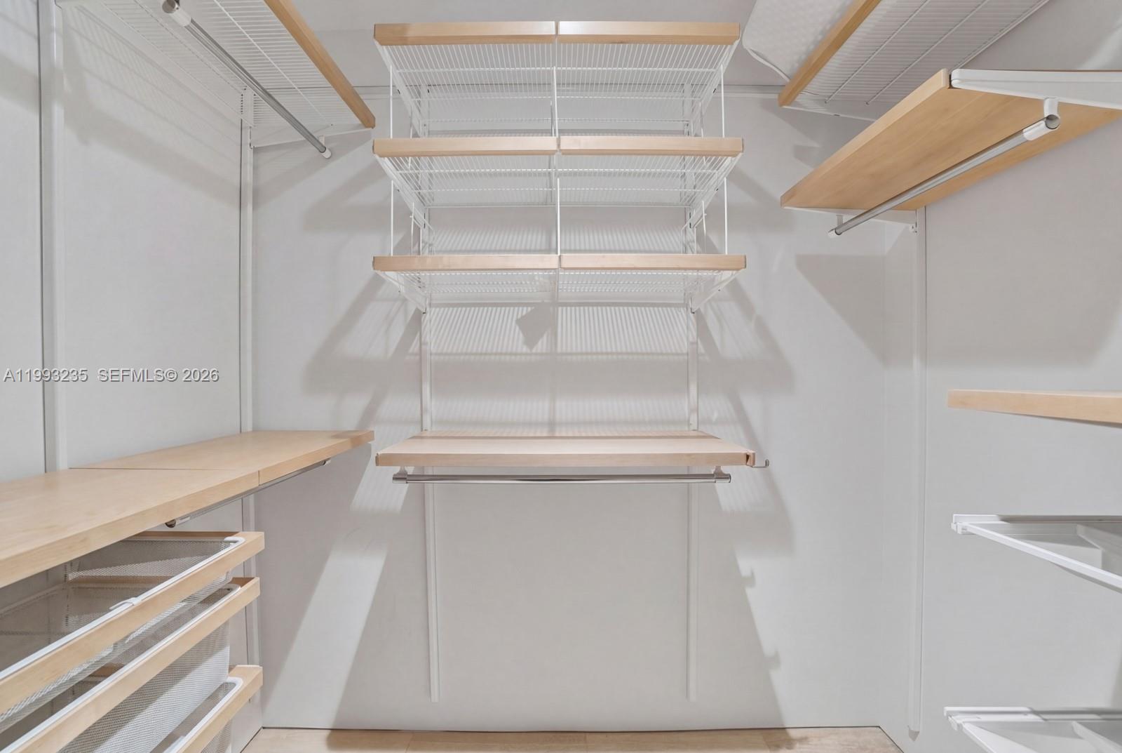 image The Surf Club Four Seasons39