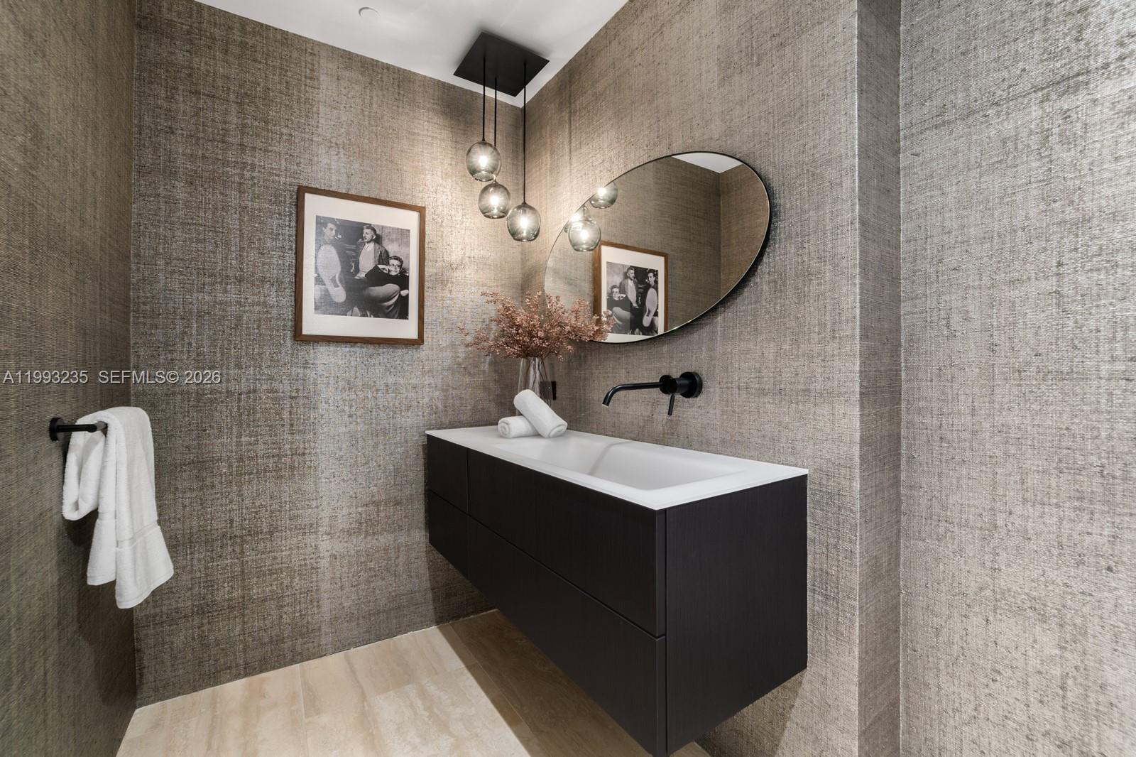 image The Surf Club Four Seasons41