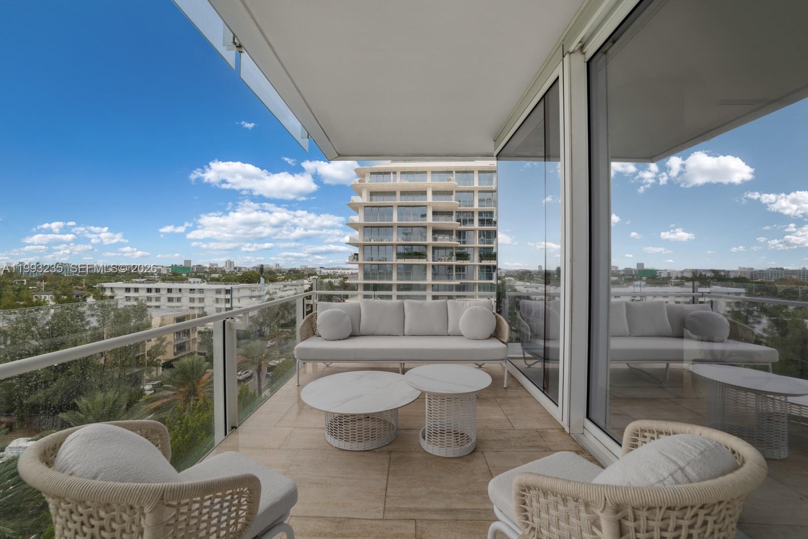 image The Surf Club Four Seasons50