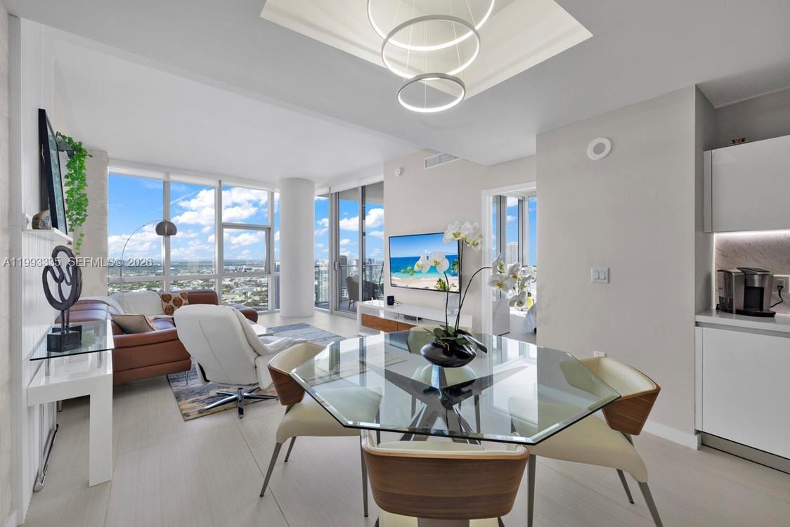 851 NE 1st Ave #3401 Miami, FL 33132