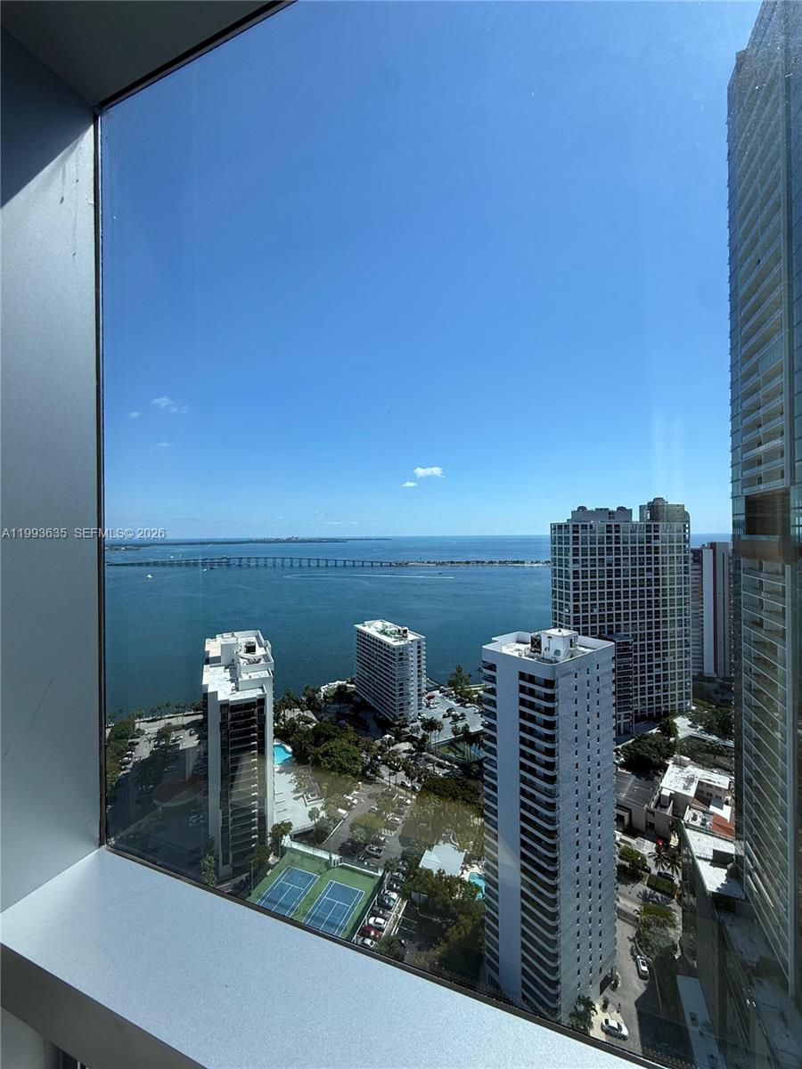 1435 Brickell Ave #3305
