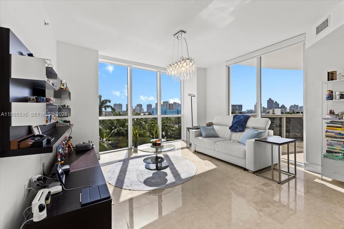 image Trump Royale10