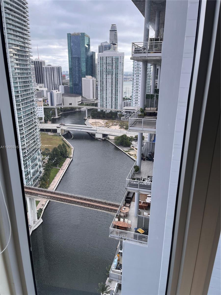 image Latitude on the River1