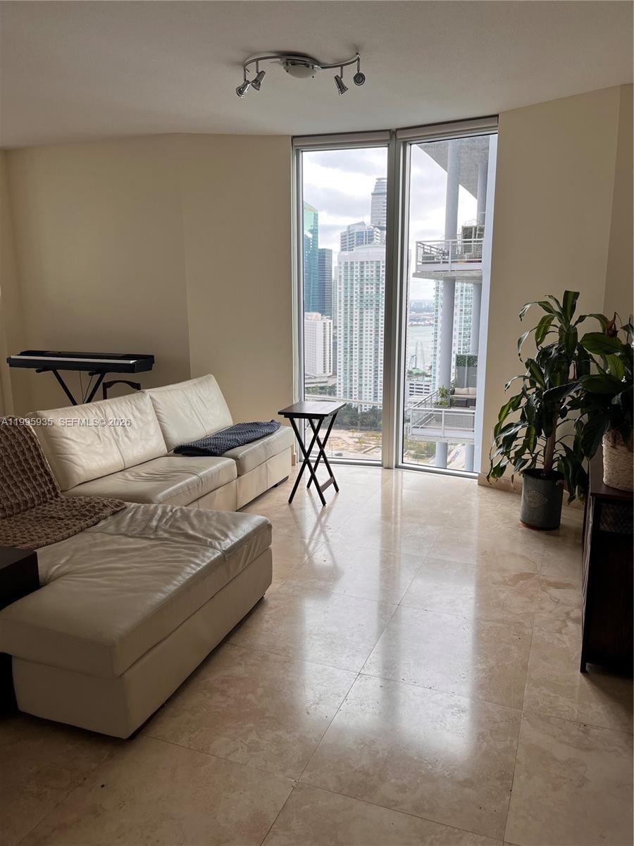 image Latitude on the River5