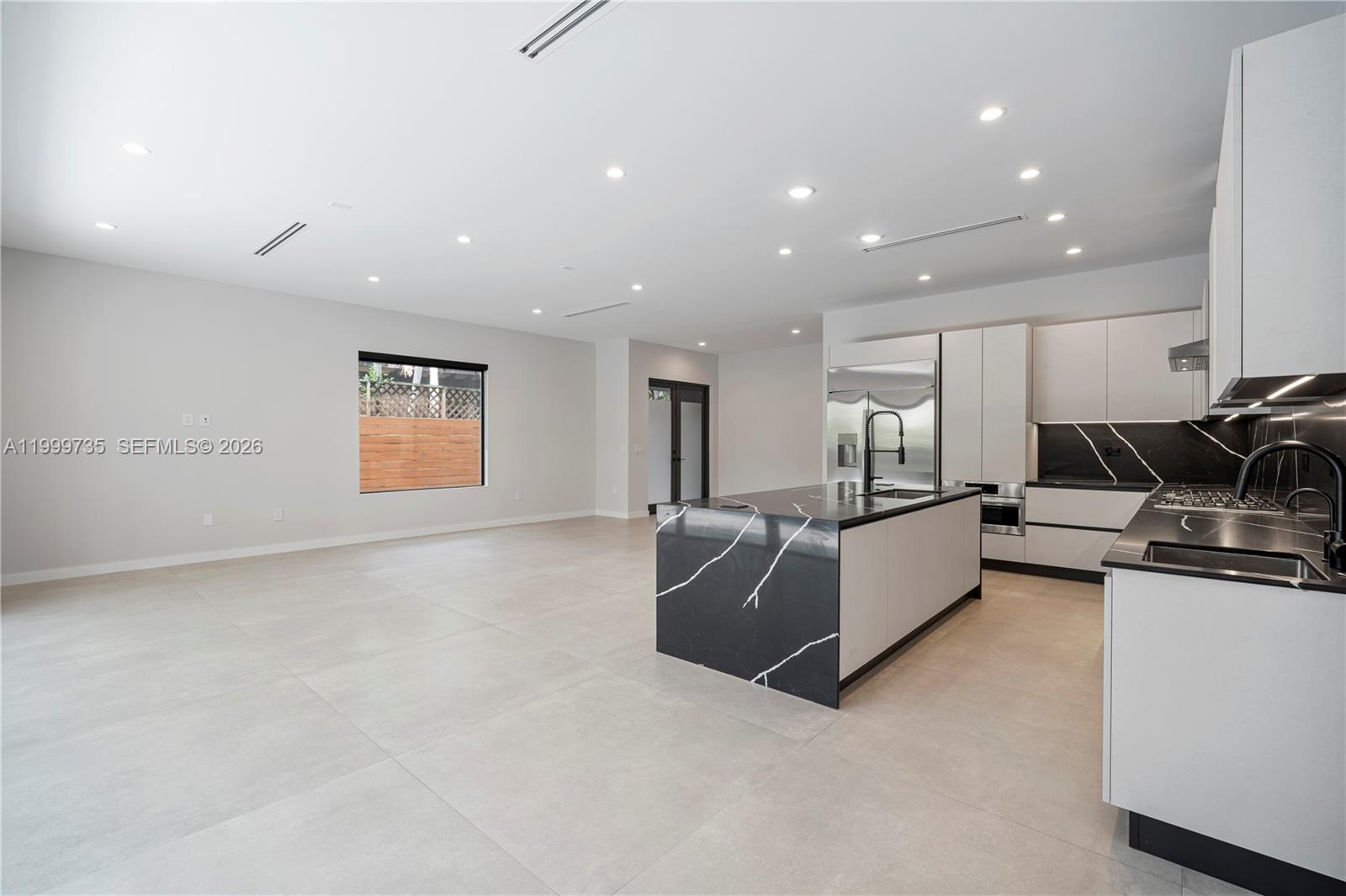 2960 W Trade Ave Coconut Grove, FL 33133