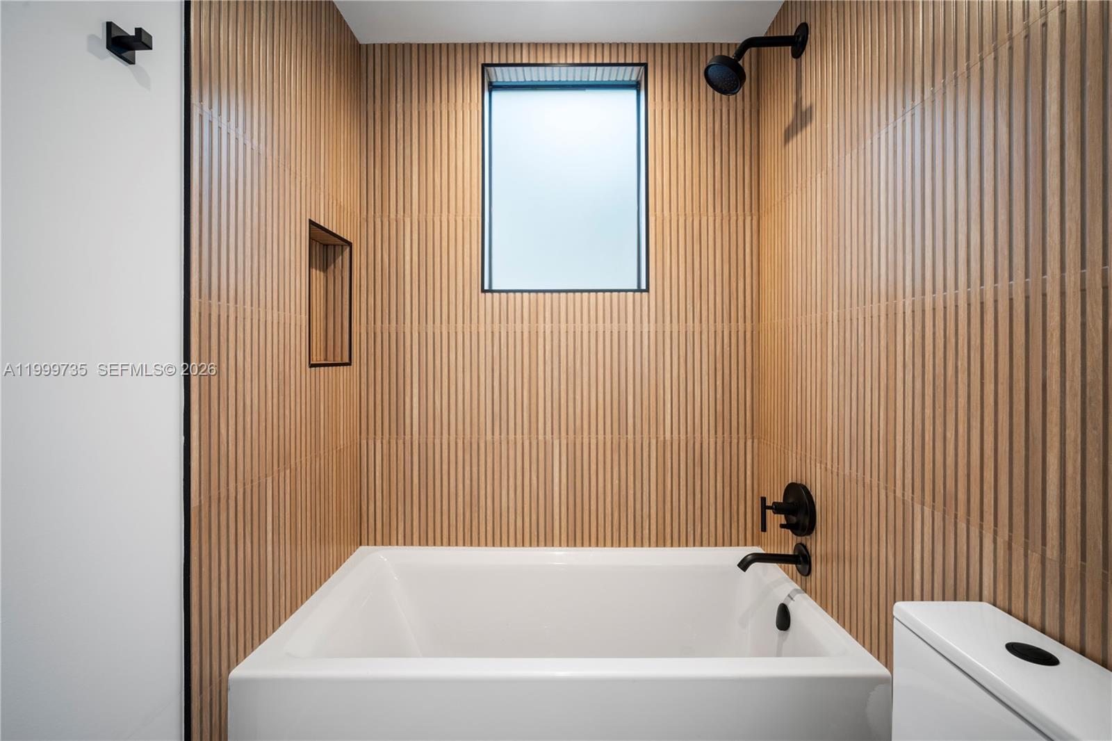 2960 W Trade Ave Coconut Grove, FL 33133