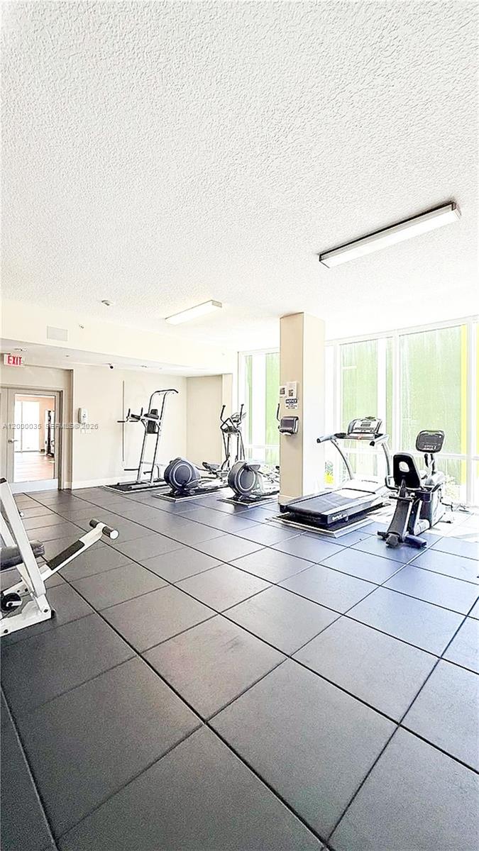 601 NE 23rd St #1605 Miami, FL 33137