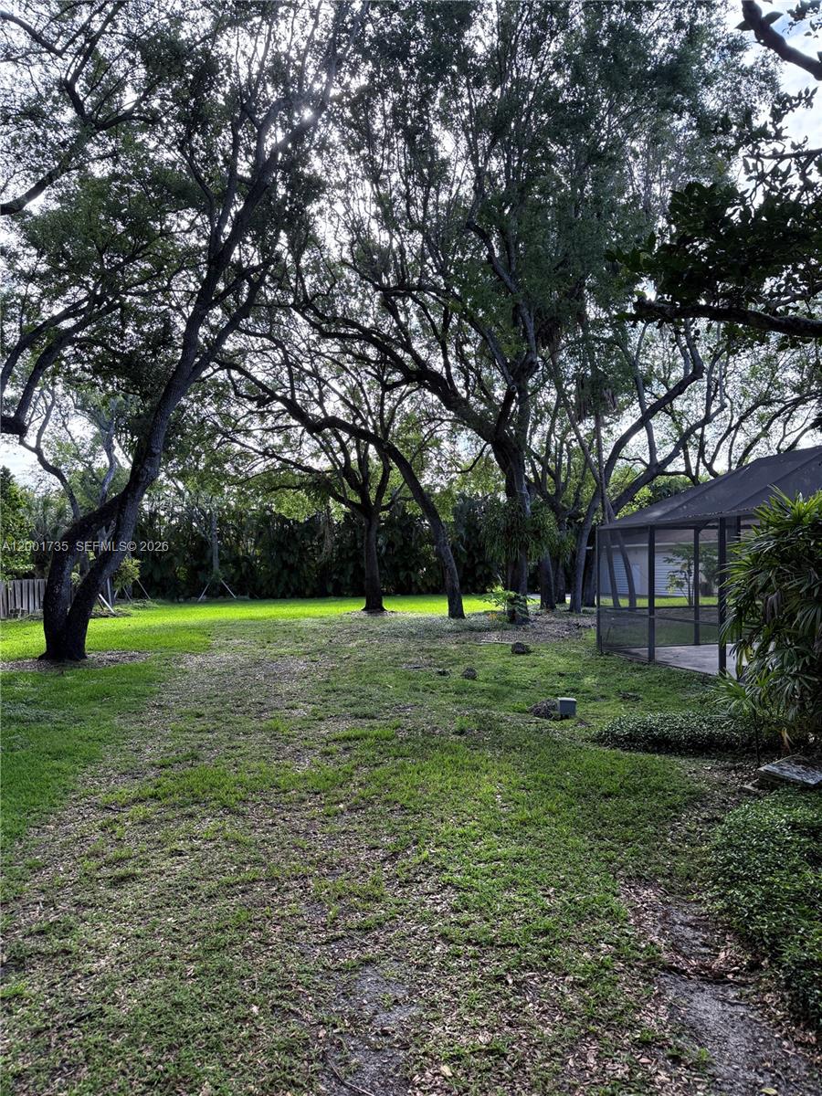 11401 SW 102nd Ave Miami, FL 33176