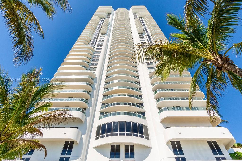 image Akoya Condo40