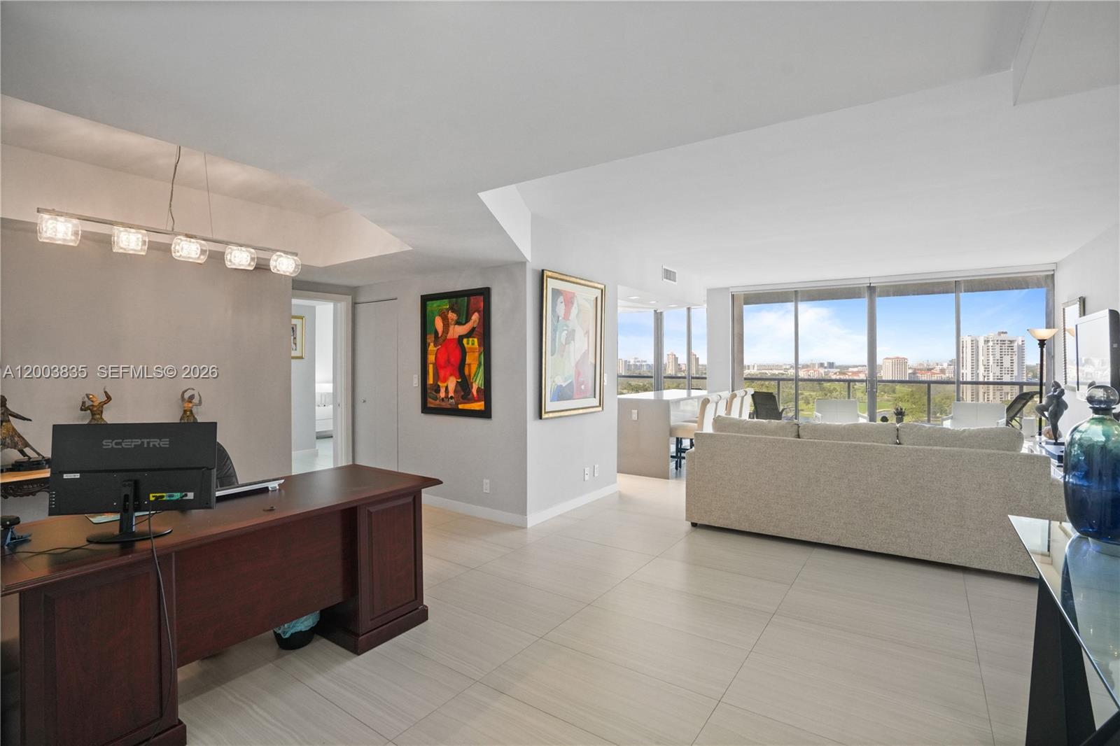 image Hamptons West11