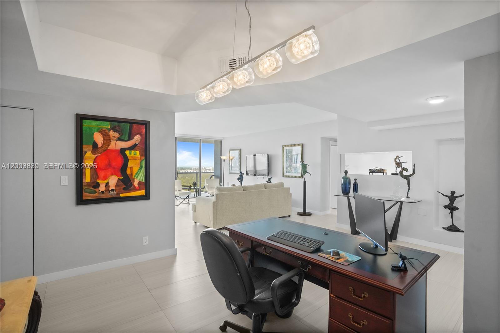 image Hamptons West12