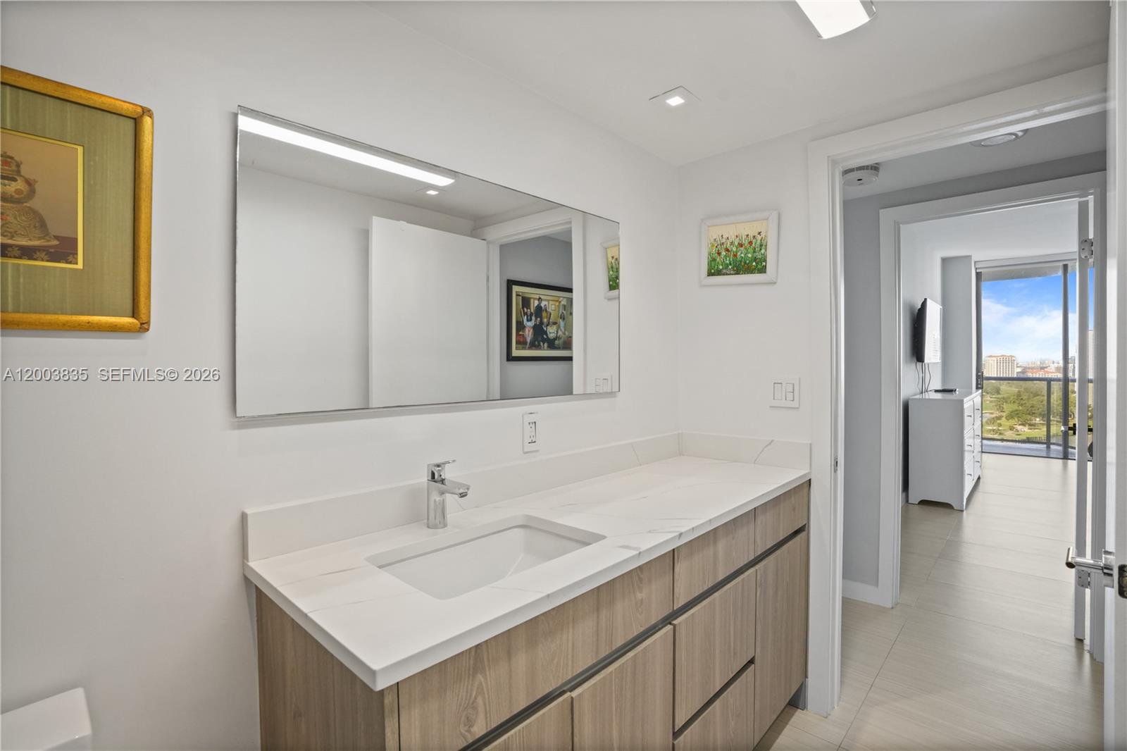 image Hamptons West22