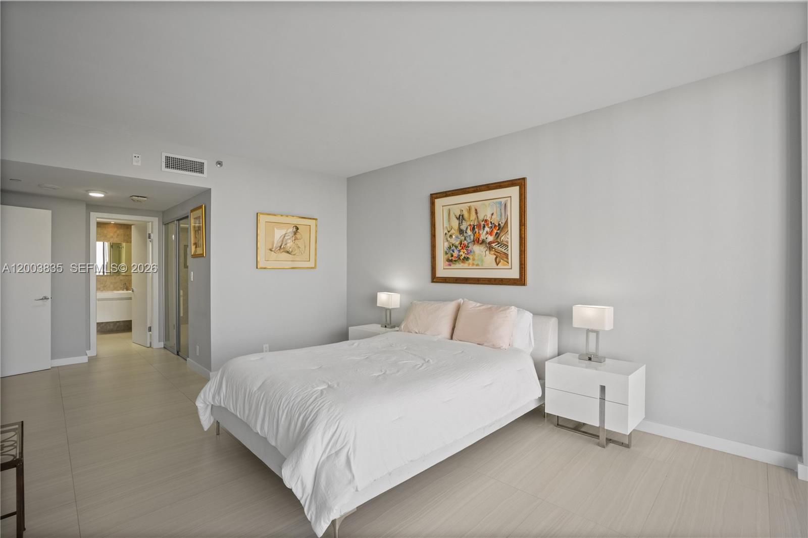 image Hamptons West26