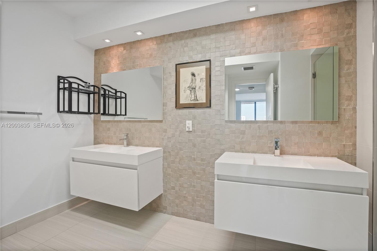 image Hamptons West31