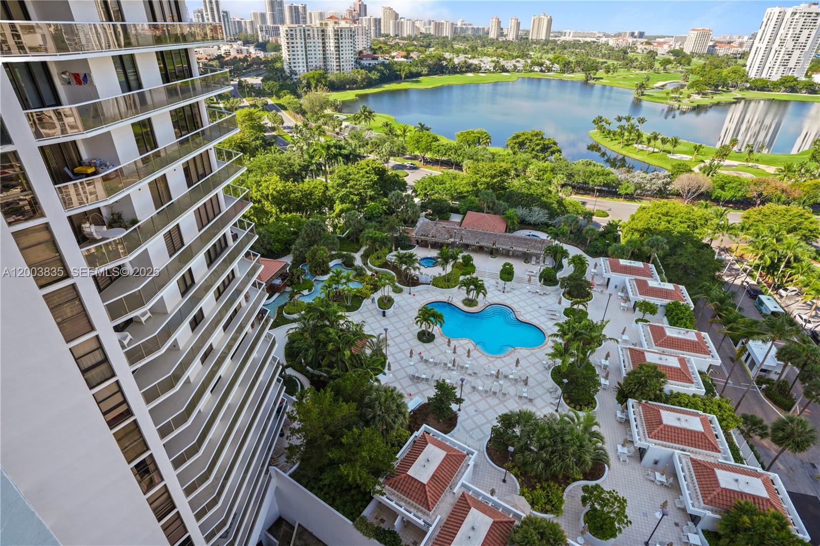 image Hamptons West41