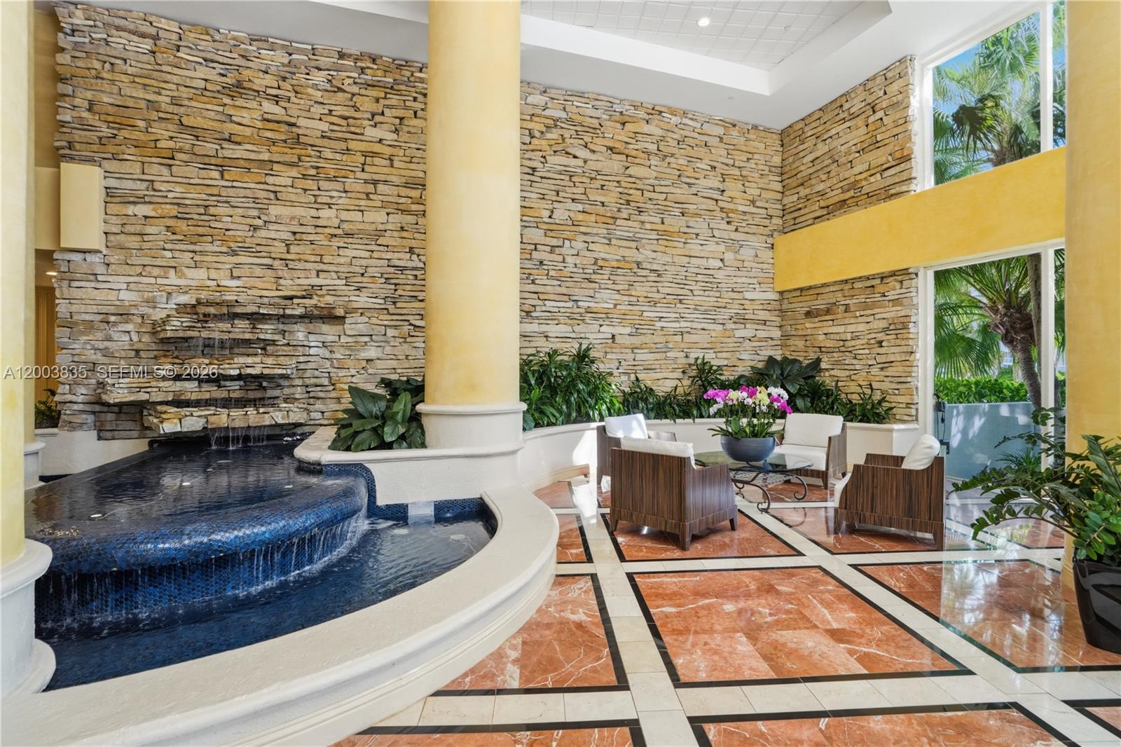 image Hamptons West58