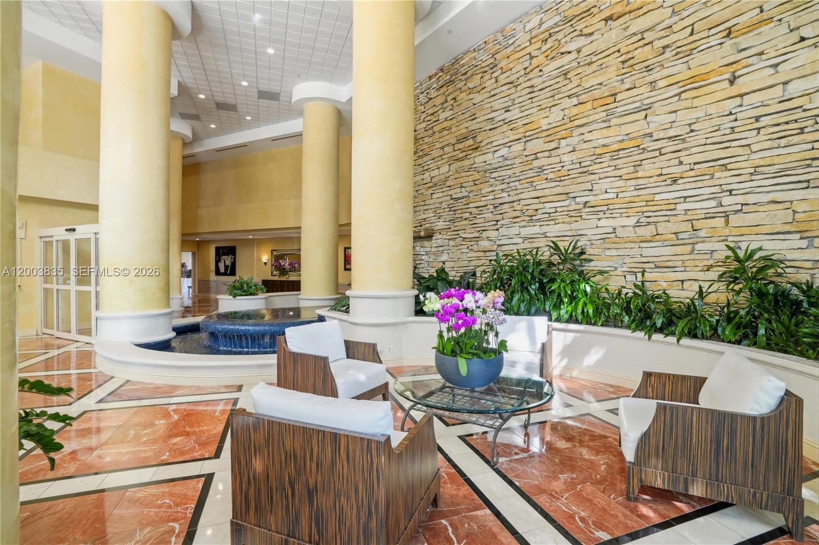 image Hamptons West59